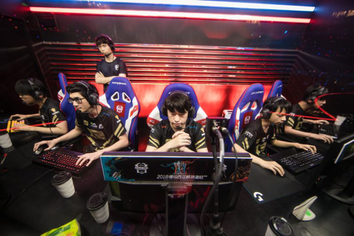 西部前列 西部前列